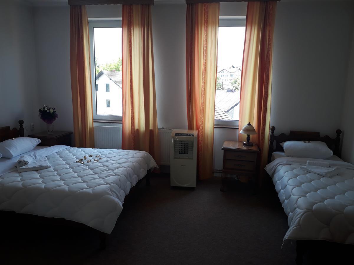 Hotel Cetojevic Banja Luka Eksteriør bilde